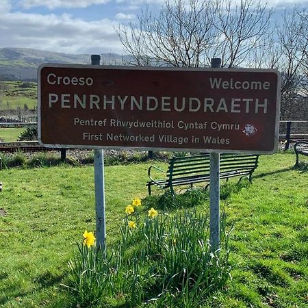 Snowdonia Rock Cottage - Cosy And Pet Friendly 펜린듀드리스 외부 사진