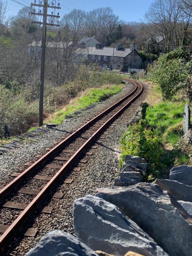 Snowdonia Rock Cottage - Cosy And Pet Friendly 펜린듀드리스 외부 사진
